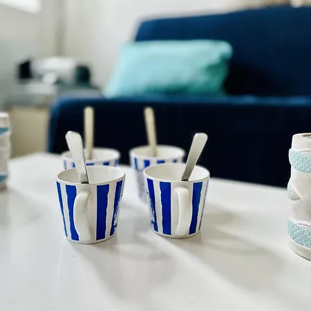 Idealement Situe A Deux Pas Du Port De Peche ! Les Sables-dʼOlonne